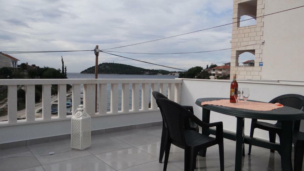 Jamnik Apartamento Ražanj Exterior foto