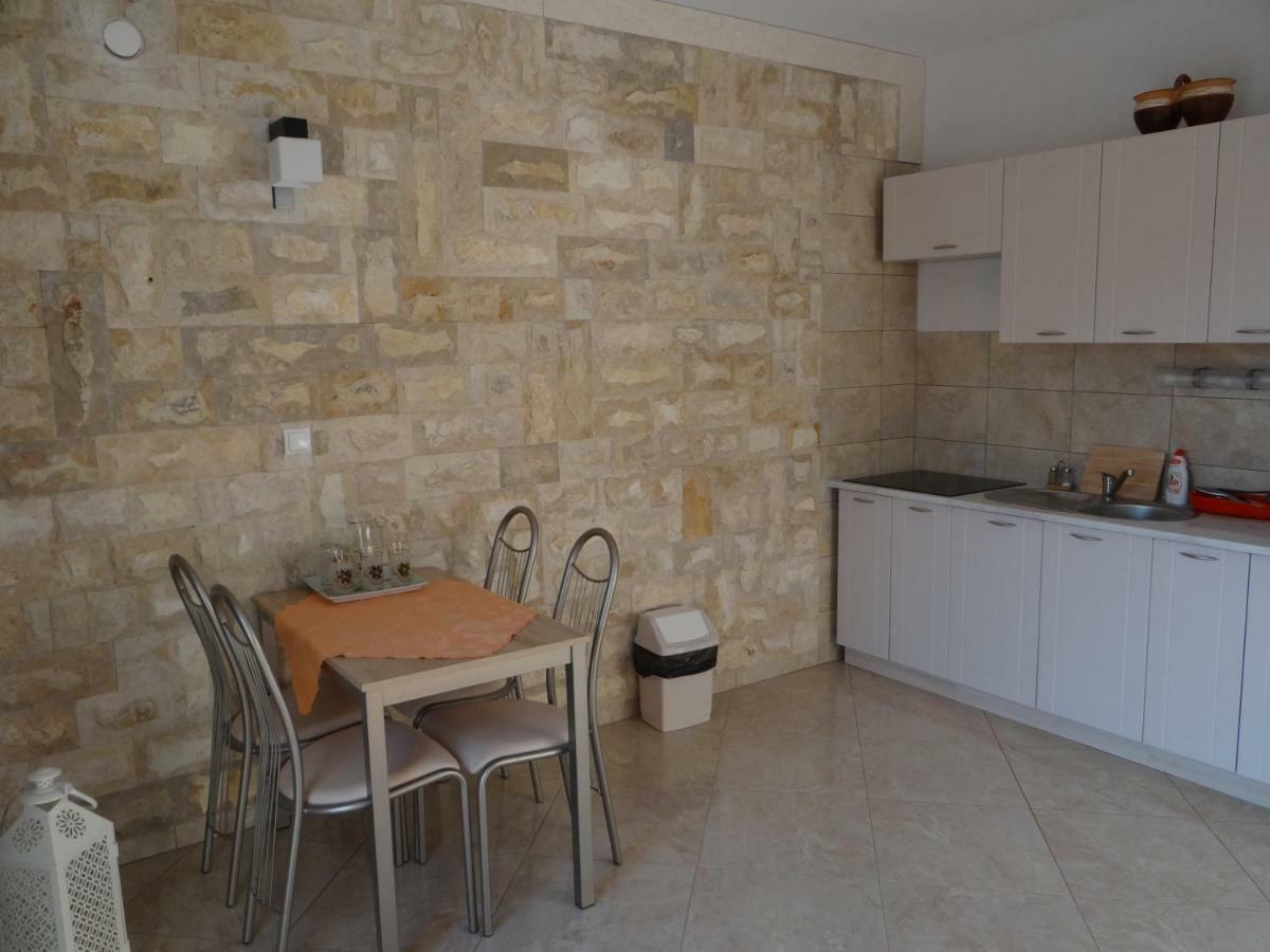 Jamnik Apartamento Ražanj Exterior foto