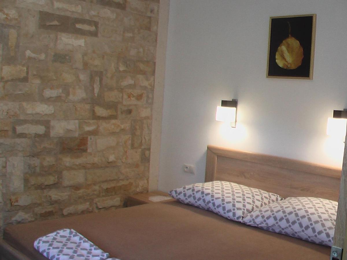 Jamnik Apartamento Ražanj Exterior foto